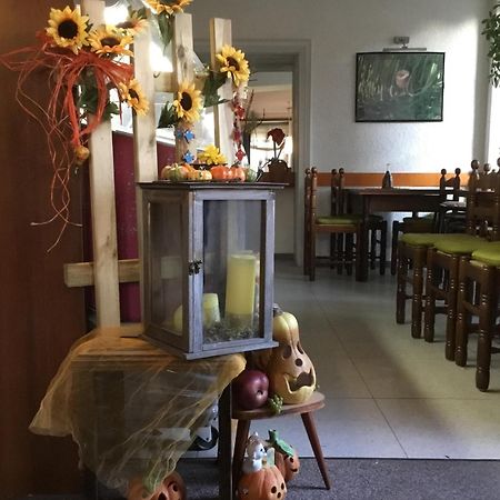 Hotel Zur Eiche Oberthal Dış mekan fotoğraf